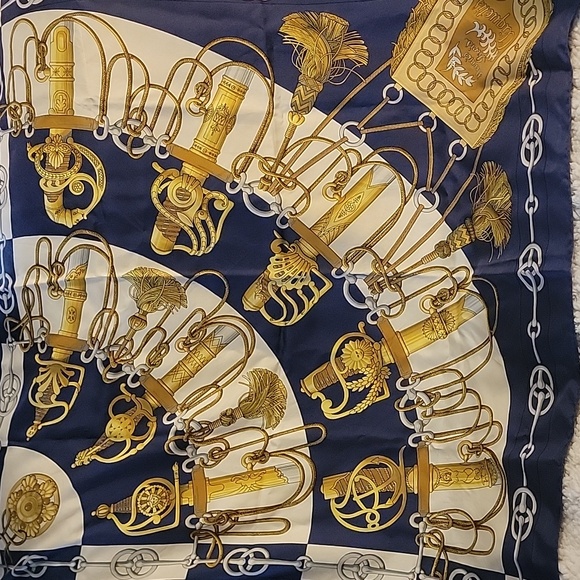 Hermes Cliquetis Vintage Silk Scarf - Picture 15 of 15